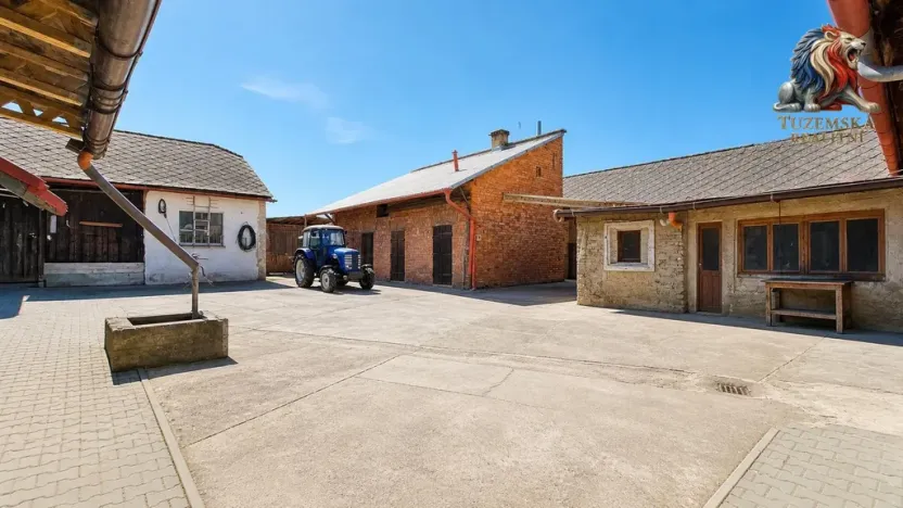 Prodej rodinného domu, Ústín, 150 m2