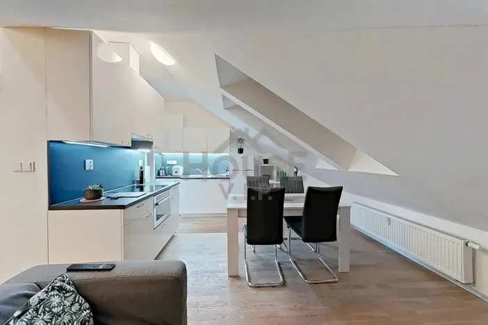 Prodej bytu 1+kk, Praha - Dejvice, Velvarská, 58 m2