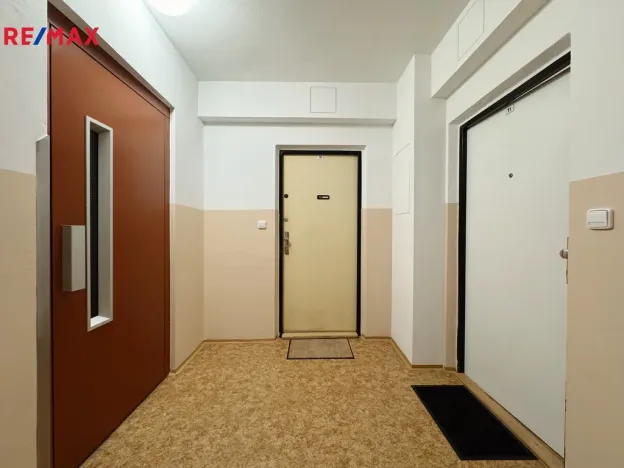 Pronájem bytu 1+kk, Praha - Braník, Nad lesním divadlem, 23 m2