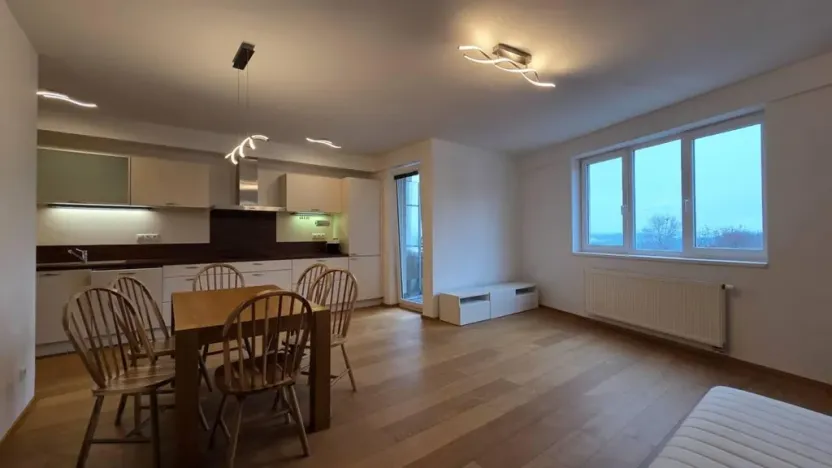 Pronájem bytu 3+kk, Praha - Černý Most, Marešova, 85 m2
