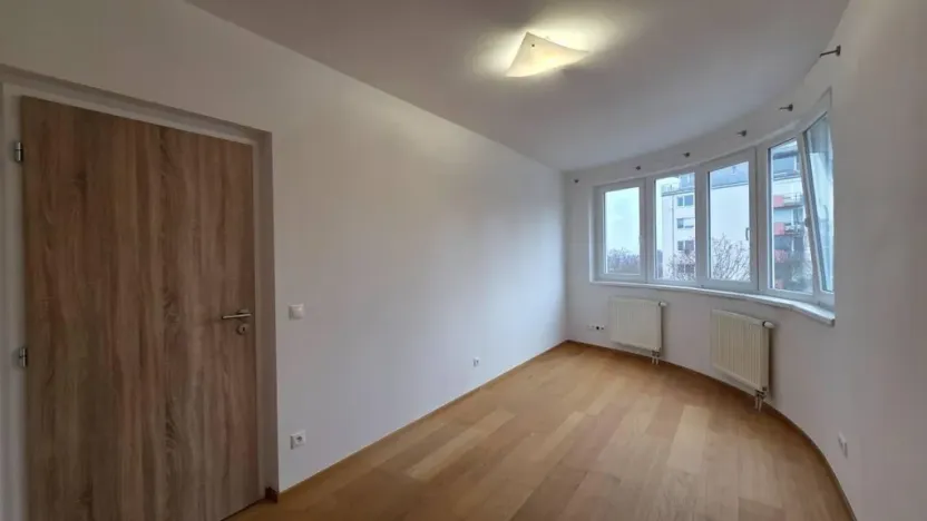 Pronájem bytu 3+kk, Praha - Černý Most, Marešova, 85 m2