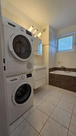 Pronájem bytu 3+kk, Praha - Černý Most, Marešova, 85 m2