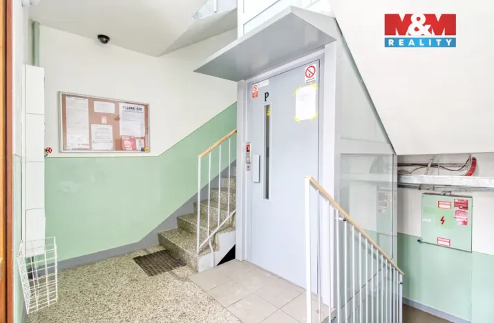 Prodej bytu 2+1, Jirkov, U Stadionu, 60 m2