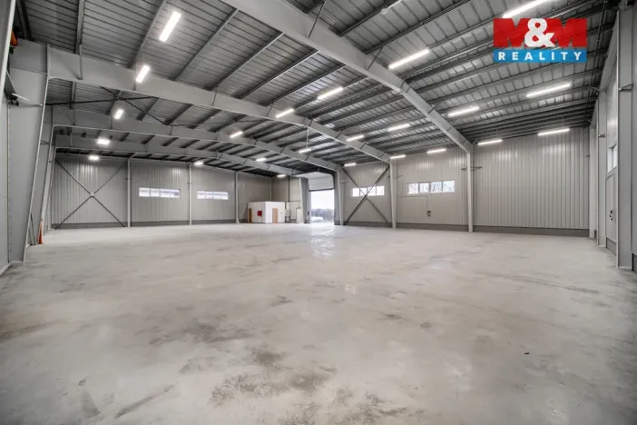 Pronájem skladu, Cerekvice nad Loučnou - Pekla, 2380 m2