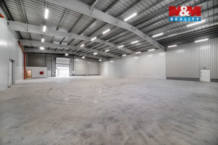 Pronájem skladu, Cerekvice nad Loučnou - Pekla, 2380 m2