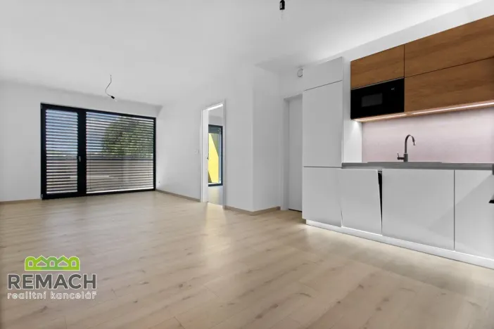 Pronájem bytu 2+kk, Hradec Králové, Pálenecká, 60 m2