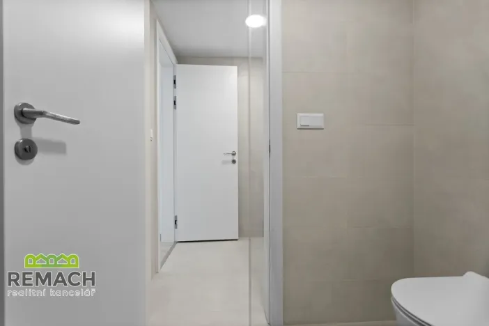 Pronájem bytu 2+kk, Hradec Králové, Pálenecká, 60 m2