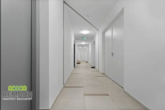 Pronájem bytu 2+kk, Hradec Králové, Pálenecká, 60 m2