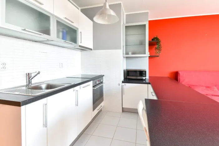 Pronájem bytu 2+kk, Praha - Černý Most, Půdova, 51 m2