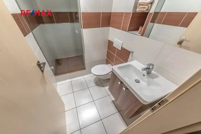 Pronájem bytu 2+kk, Praha - Kamýk, Krhanická, 54 m2