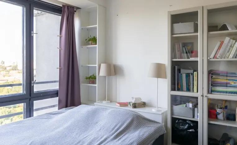 Pronájem bytu 1+kk, Praha - Kobylisy, Kyselova, 22 m2