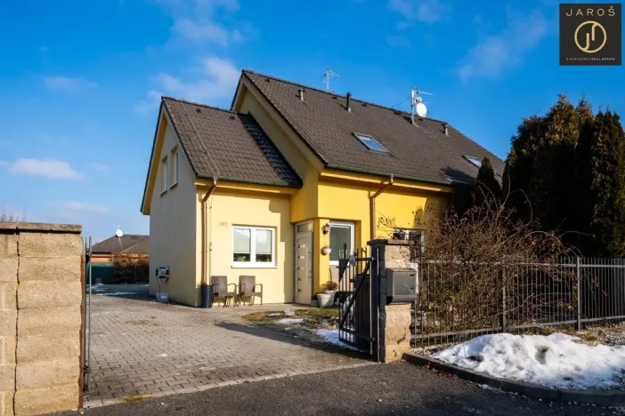 Prodej rodinného domu, Nové Strašecí, Myslivečkova, 100 m2