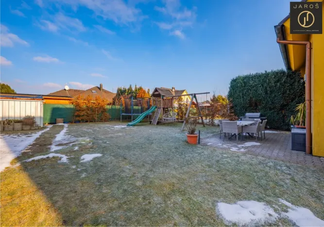 Prodej rodinného domu, Nové Strašecí, Myslivečkova, 100 m2