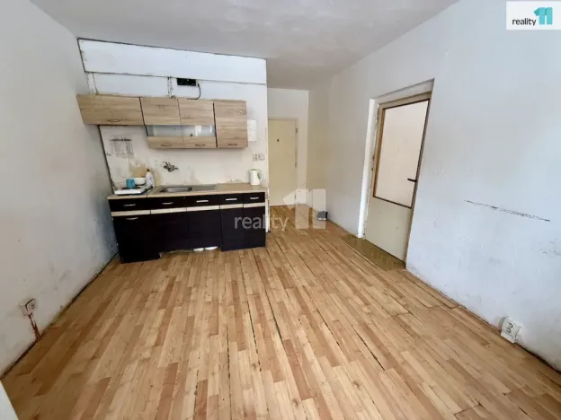 Prodej bytu 1+1, Chodov, U Koupaliště, 35 m2