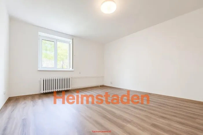 Pronájem bytu 1+1, Ostrava - Poruba, náměstí Jana Nerudy, 38 m2