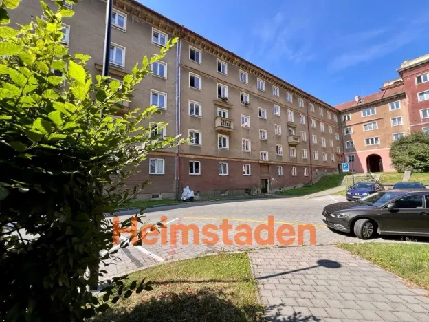 Pronájem bytu 1+1, Ostrava - Poruba, náměstí Jana Nerudy, 38 m2