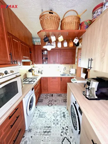 Prodej bytu 2+1, Bruntál, Květná, 45 m2