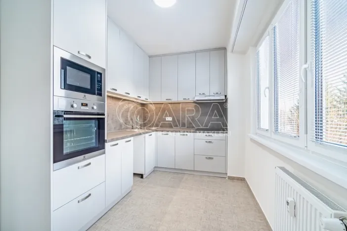 Pronájem bytu 2+1, Kralupy nad Vltavou - Lobeček, Dr. E. Beneše, 53 m2