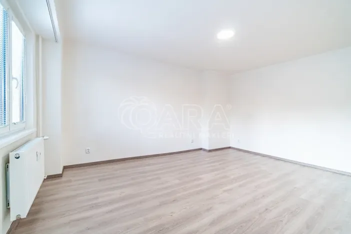 Pronájem bytu 2+1, Kralupy nad Vltavou - Lobeček, Dr. E. Beneše, 53 m2