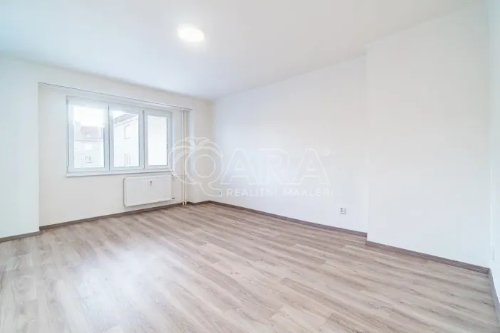 Pronájem bytu 2+1, Kralupy nad Vltavou - Lobeček, Dr. E. Beneše, 53 m2