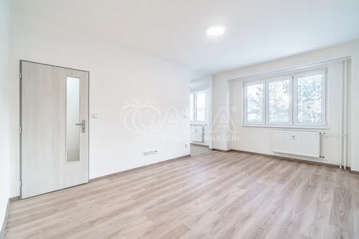 Pronájem bytu 2+1, Kralupy nad Vltavou - Lobeček, Dr. E. Beneše, 53 m2