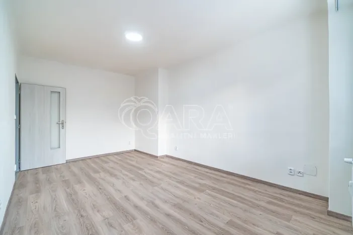 Pronájem bytu 2+1, Kralupy nad Vltavou - Lobeček, Dr. E. Beneše, 53 m2