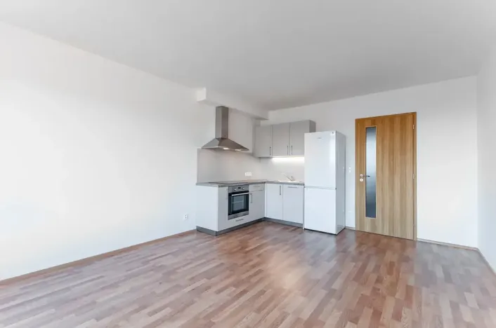 Pronájem bytu 2+kk, Praha - Vysočany, Strnadových, 55 m2