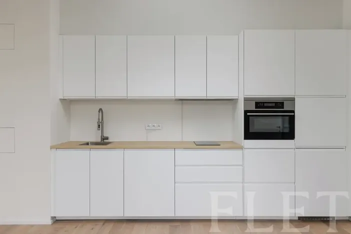 Pronájem bytu 2+kk, Praha - Holešovice, U průhonu, 48 m2