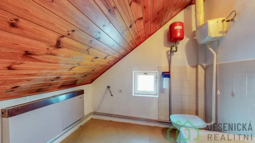 Prodej rodinného domu, Javorník, Nádražní, 269 m2