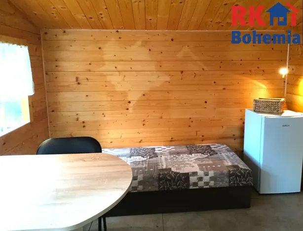 Pronájem chaty, Kněžmost, 25 m2