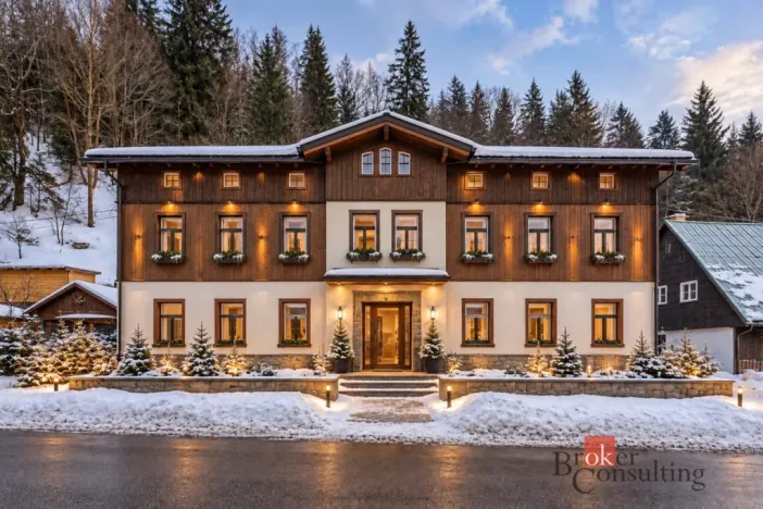 Prodej rodinného domu, Horní Maršov - Temný Důl, 400 m2