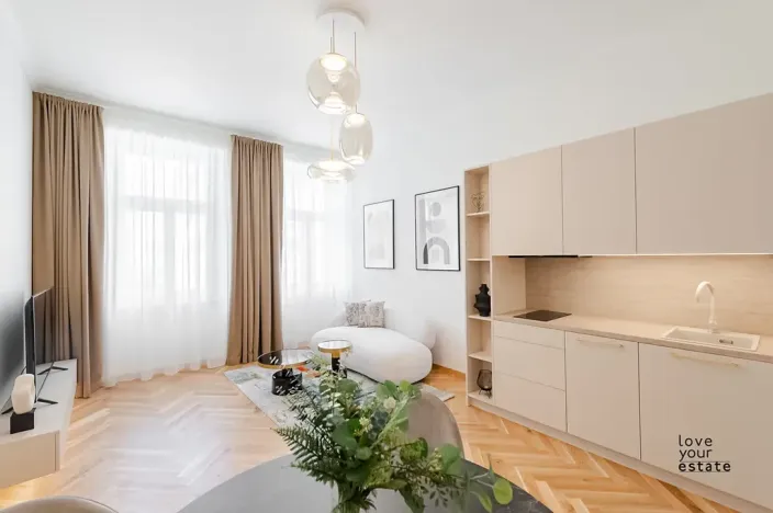 Pronájem bytu 2+kk, Praha - Vinohrady, Lublaňská, 50 m2