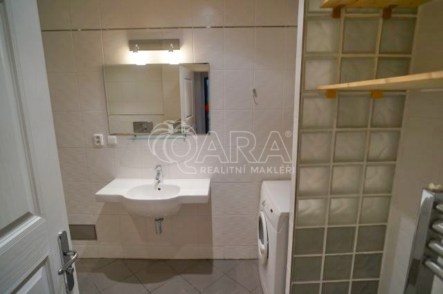 Pronájem bytu 2+kk, Praha, Rybalkova, 68 m2