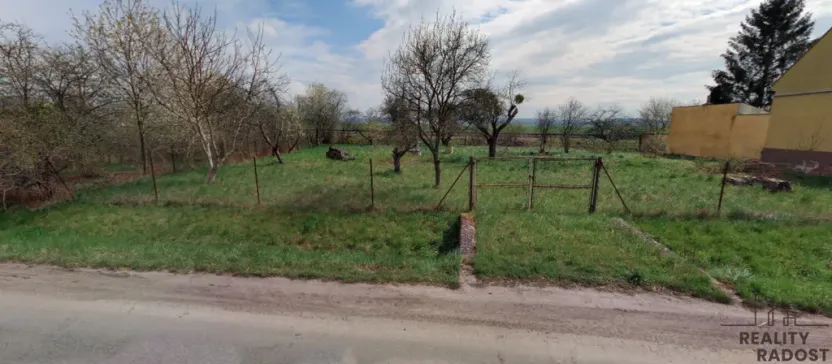 Prodej komerčního pozemku, Holešov, 1037 m2