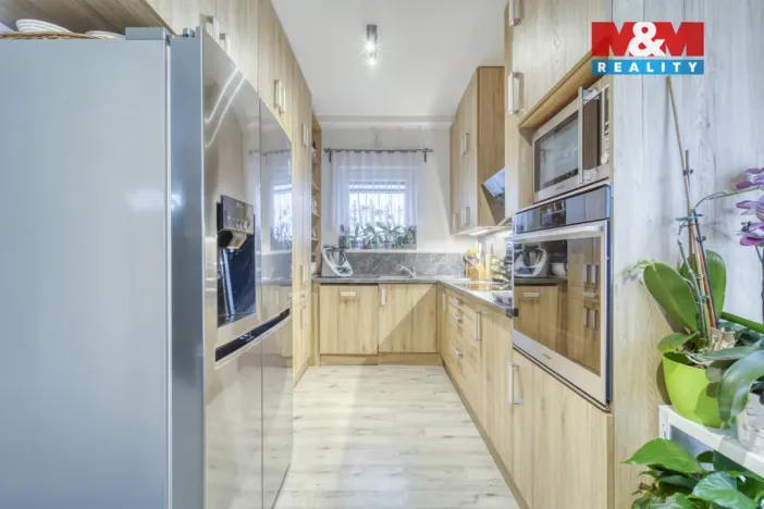 Prodej bytu 4+kk, Králův Dvůr - Křižatky, Na Vinohradech, 94 m2