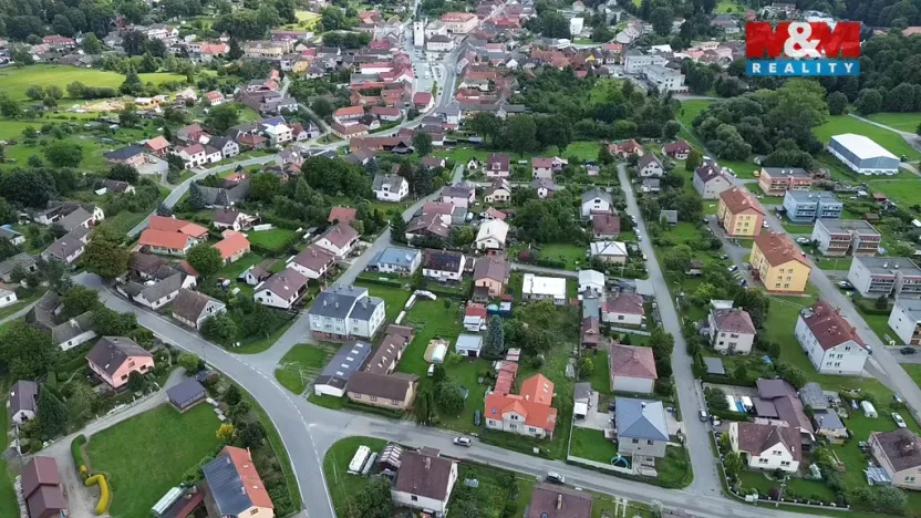 Prodej bytu 3+1, Černovice, Družstevní, 56 m2