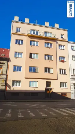 Pronájem bytu 3+1, České Budějovice, Jeronýmova, 108 m2