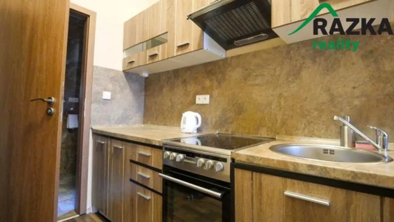 Prodej činžovního domu, Karlovy Vary, Moravská, 248 m2