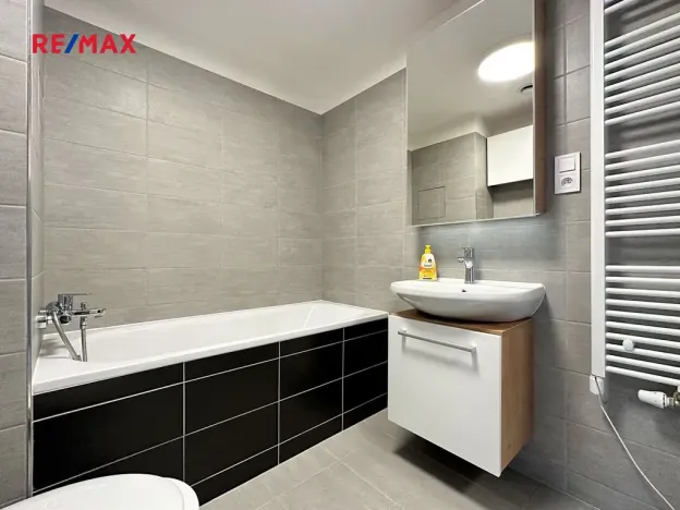 Prodej bytu 1+kk, Plzeň, V Zahrádkách, 39 m2