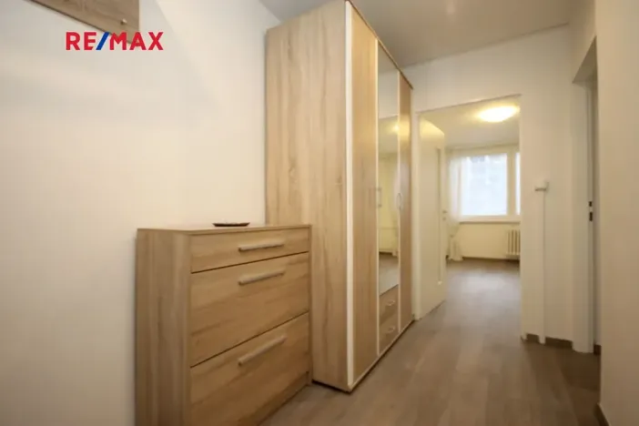 Pronájem bytu 2+kk, Praha - Hlubočepy, Werichova, 45 m2