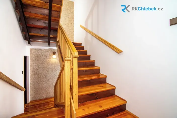 Prodej rodinného domu, Baška, 350 m2