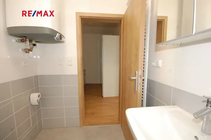 Pronájem bytu 1+kk, Kutná Hora, V Zákoutí, 36 m2