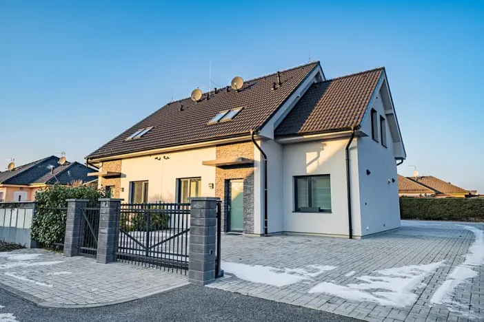 Prodej rodinného domu, Nové Strašecí, Myslivečkova, 121 m2