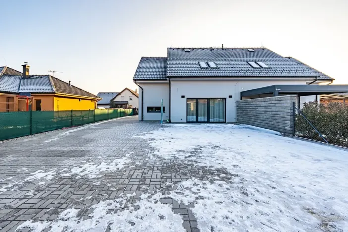 Prodej rodinného domu, Nové Strašecí, Myslivečkova, 121 m2