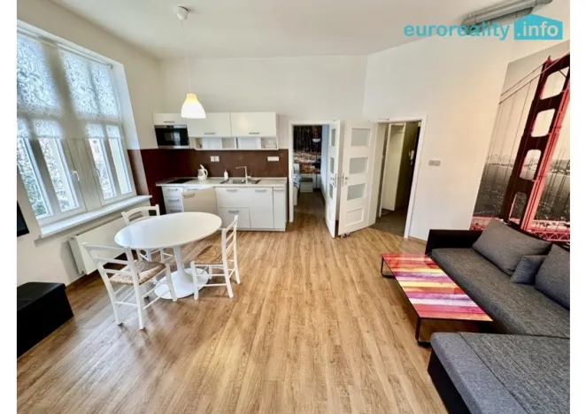 Pronájem bytu 2+kk, Karlovy Vary, Krále Jiřího, 55 m2