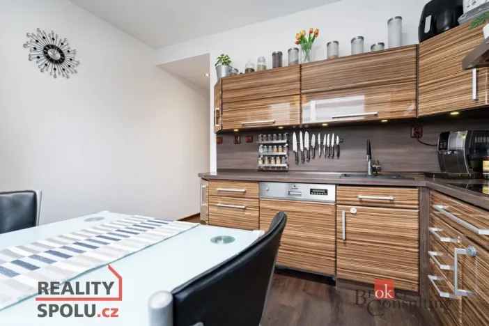 Prodej bytu 3+1, Plzeň - Bolevec, Majakovského, 63 m2