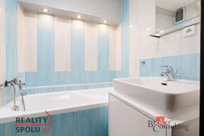 Prodej bytu 3+1, Plzeň - Bolevec, Majakovského, 63 m2