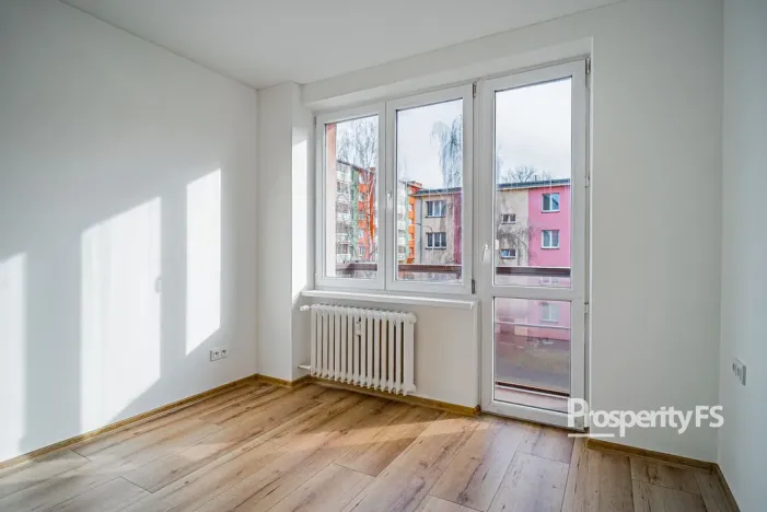 Prodej bytu 2+1, Karviná - Ráj, Kosmonautů, 52 m2