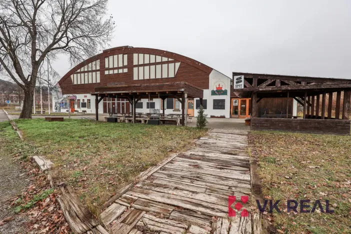 Prodej komerční nemovitosti, Praha - Bubeneč, Císařský ostrov, 3100 m2