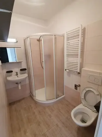 Pronájem bytu 1+kk, Liberec, Vaňurova, 35 m2